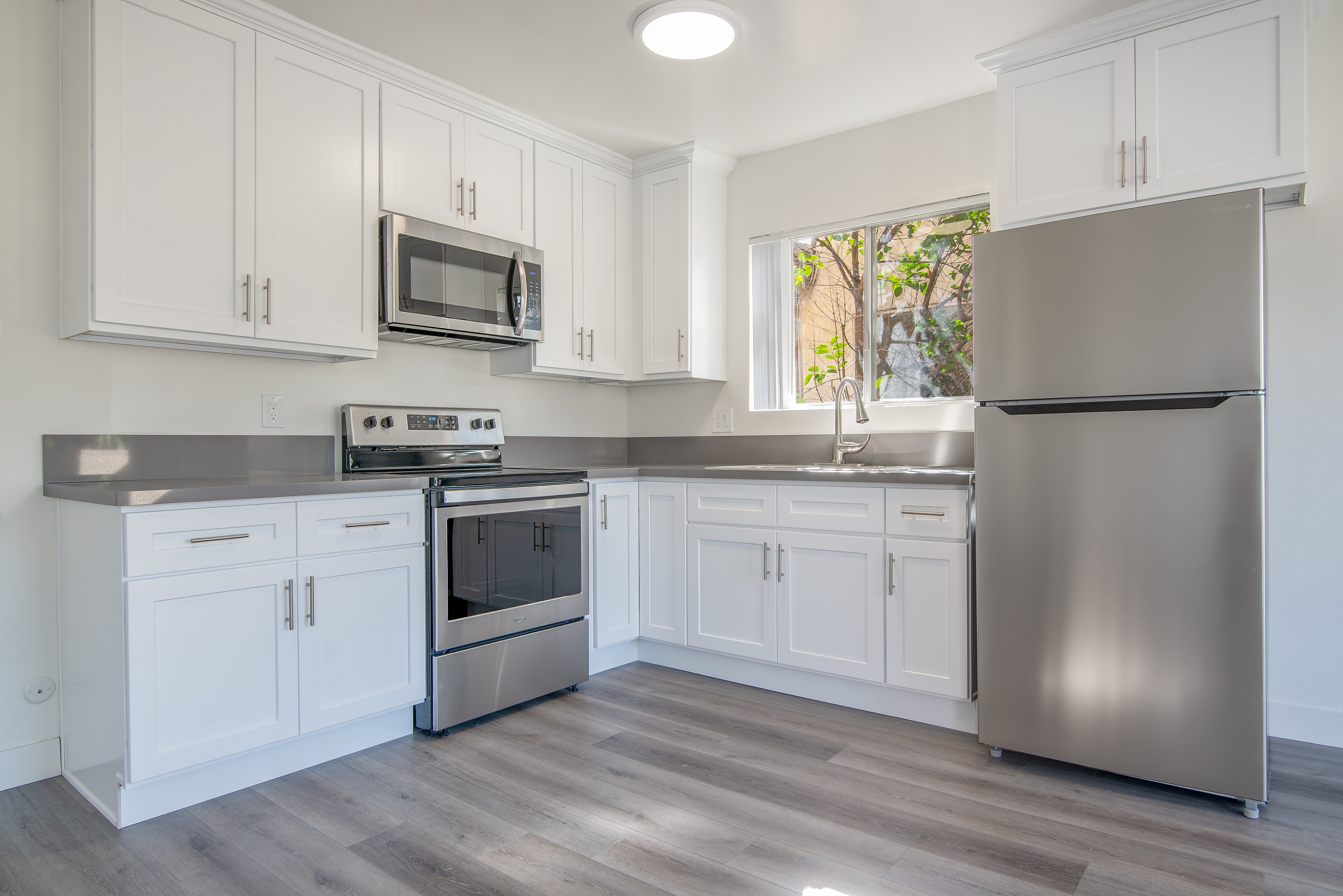 Oxford West Apartments